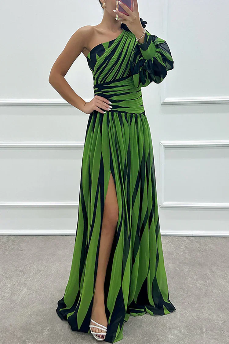 Nora - Elegant Long Striped Dress with One Shoulder