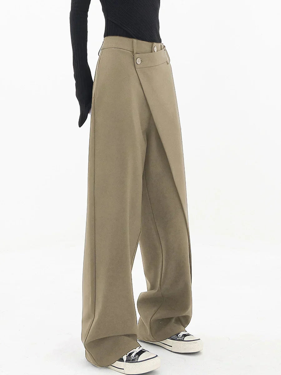 Leja - wide-leg pants with overlapping buttons for women
