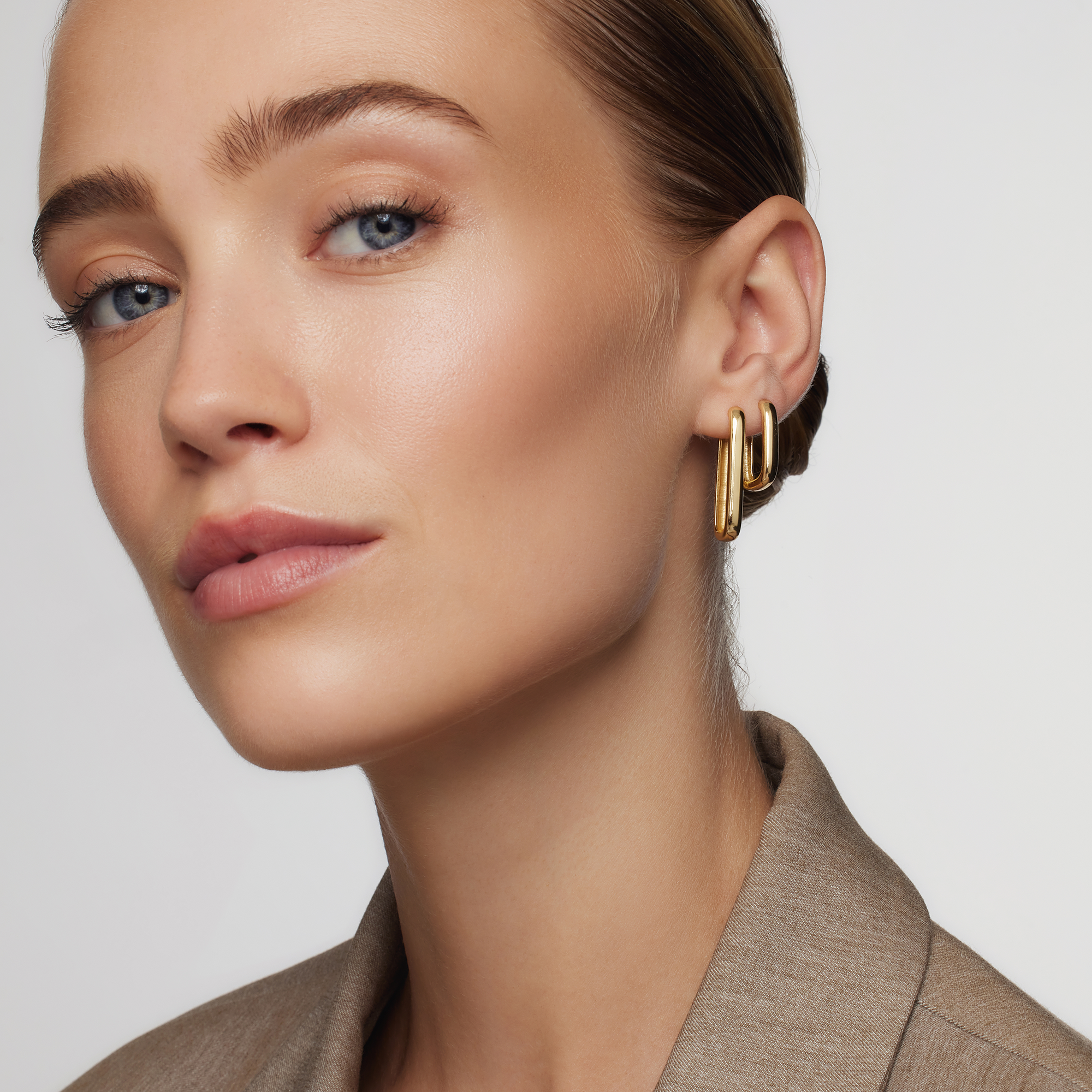Rhea Large Icon Hoops | Gold