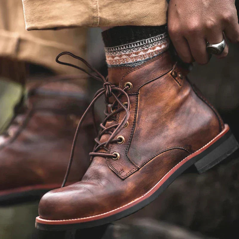 James | Men's Retro Round Toe Boots