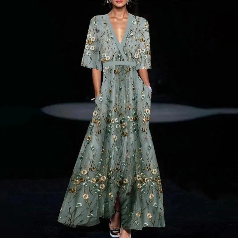 Victoria | Elegant dress with floral pattern