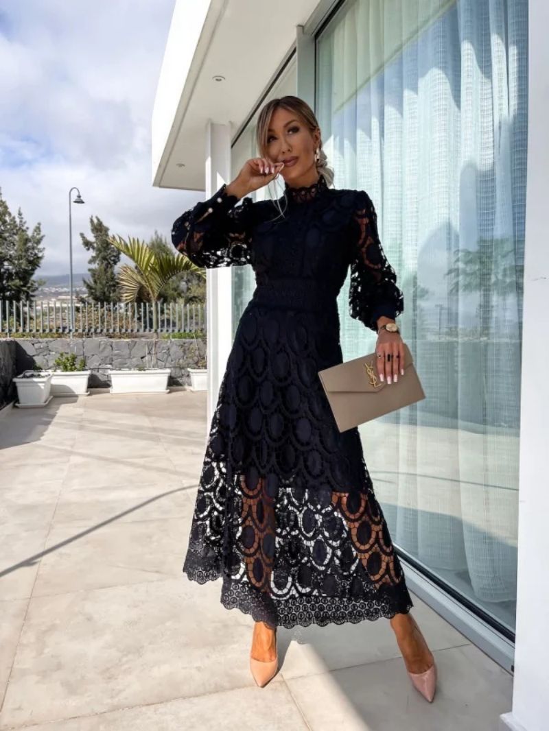 Lillian - Romantic Lace Dress