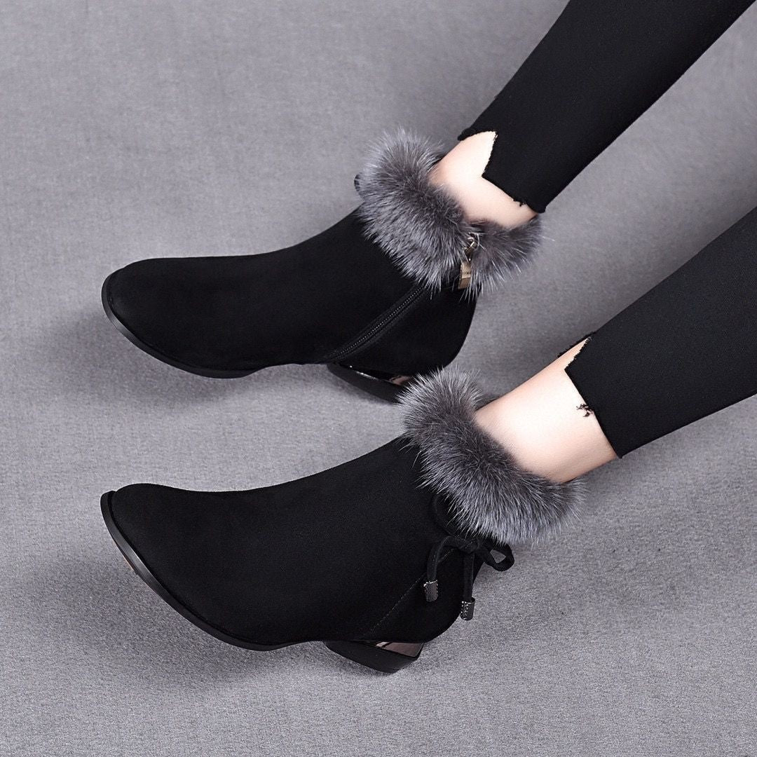 🔥[Promotion] Soft Leather Ankle Boots with Medium Heel – Elegant, Comfortable, and Perfect for Fall and Winter!