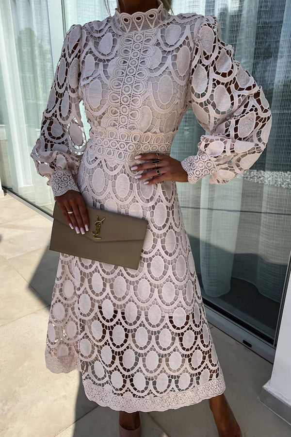 Lillian - Romantic Lace Dress