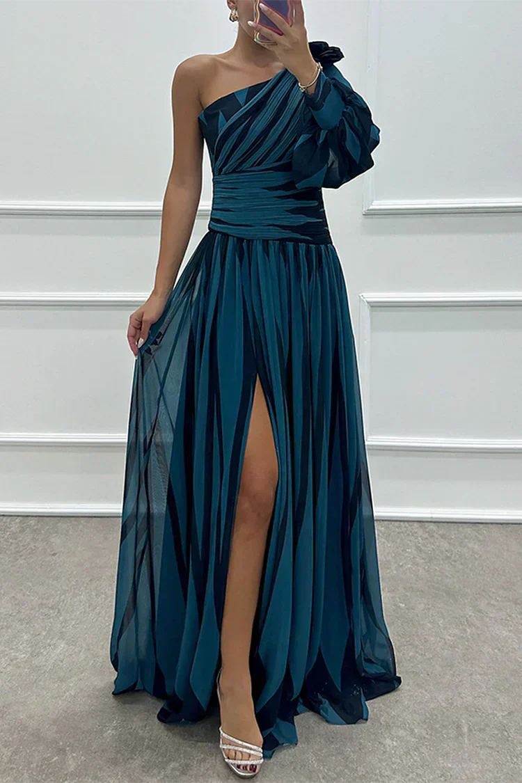 Nora - Elegant Long Striped Dress with One Shoulder