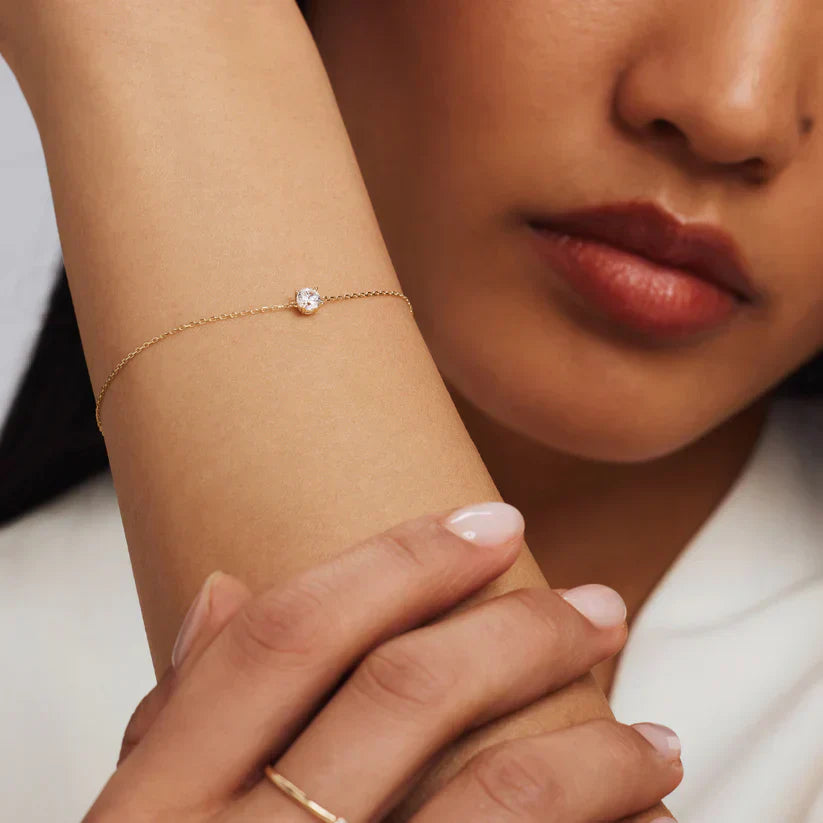 Dana Moissanite Stone Bracelet | Gold