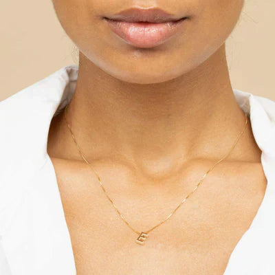 Gina Necklace with Initial and Letter of Love | Gold