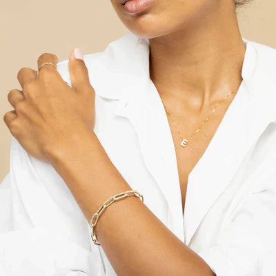 Gina Necklace with Initial and Letter of Love | Gold