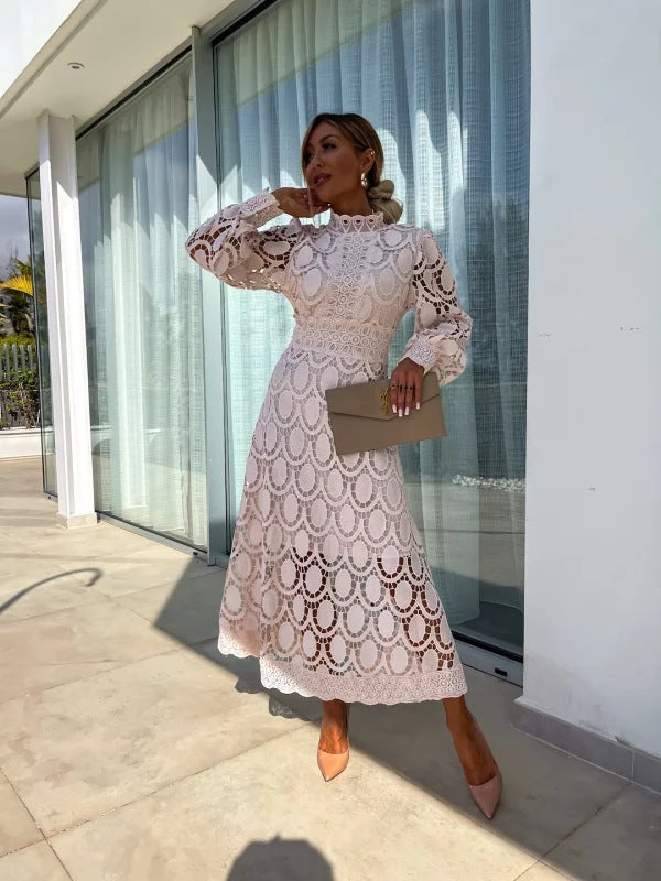 Aisha - Romantic Lace Dress