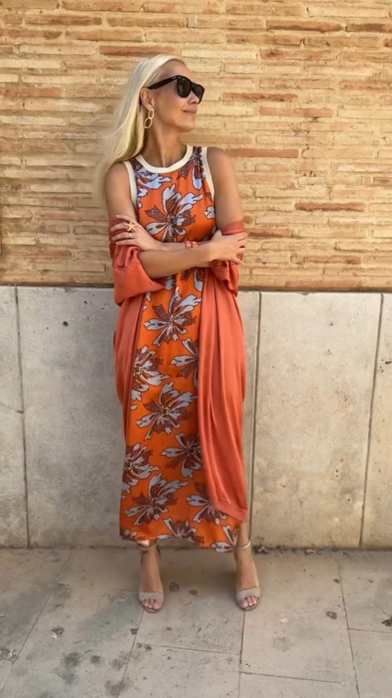 Olivia | Elegant long dress with matching shawl