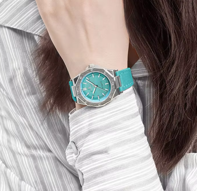 Classic Luxury Watch™ - Olsen & Olsen