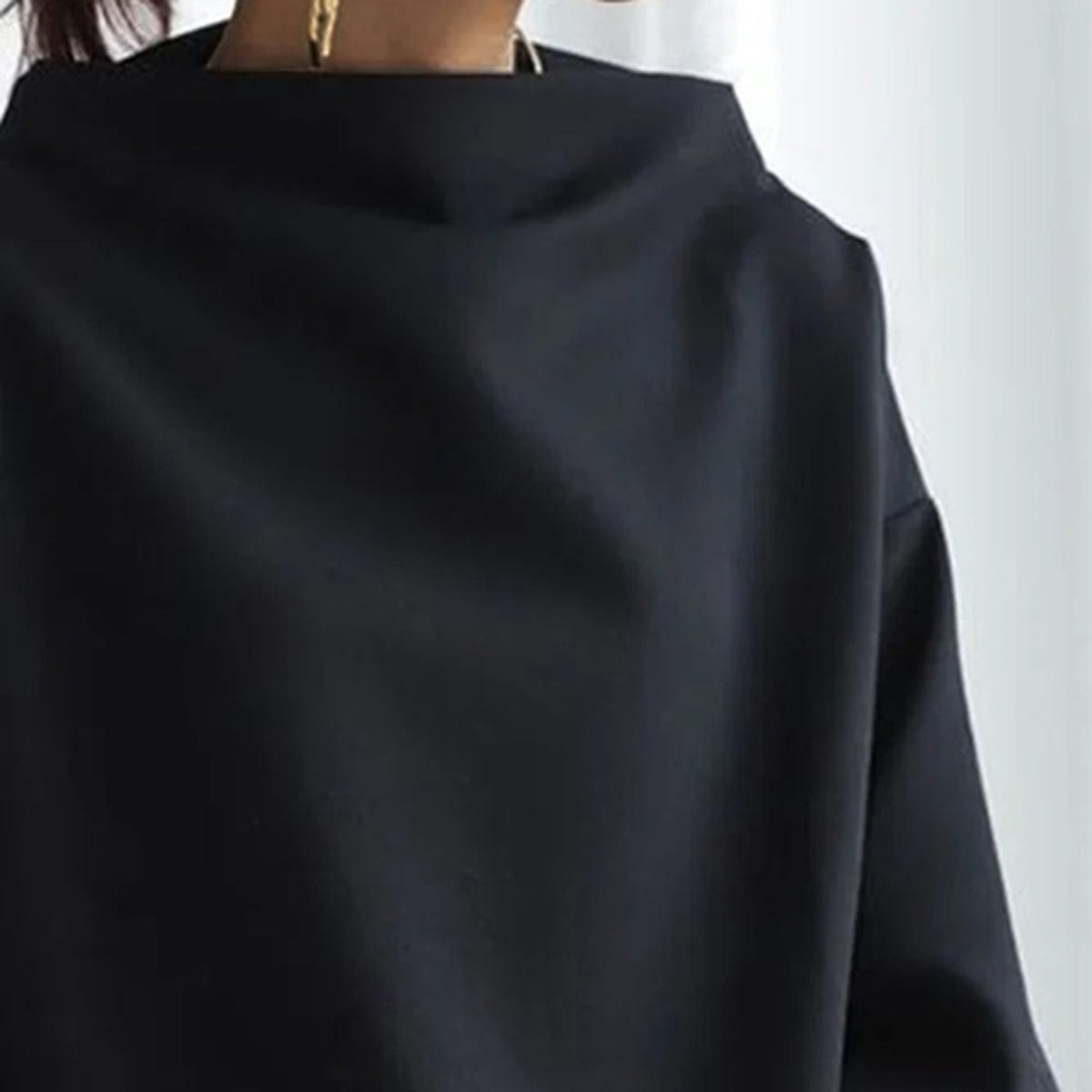Mika |  High Neck Pullover
