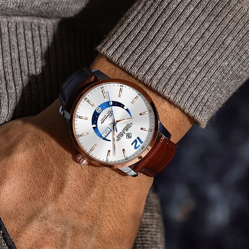 Elegant Luminous Moon Phase Watch™