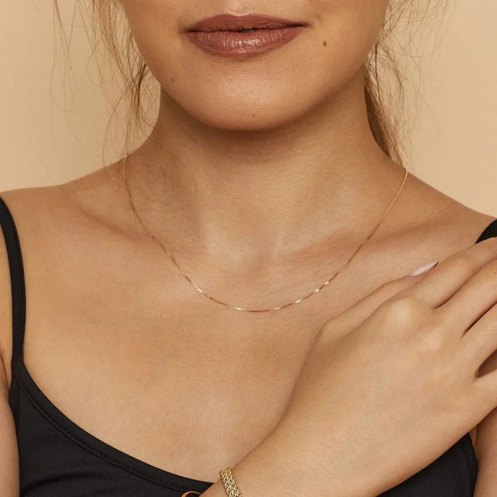 Tori Bodega Box Necklace | Gold