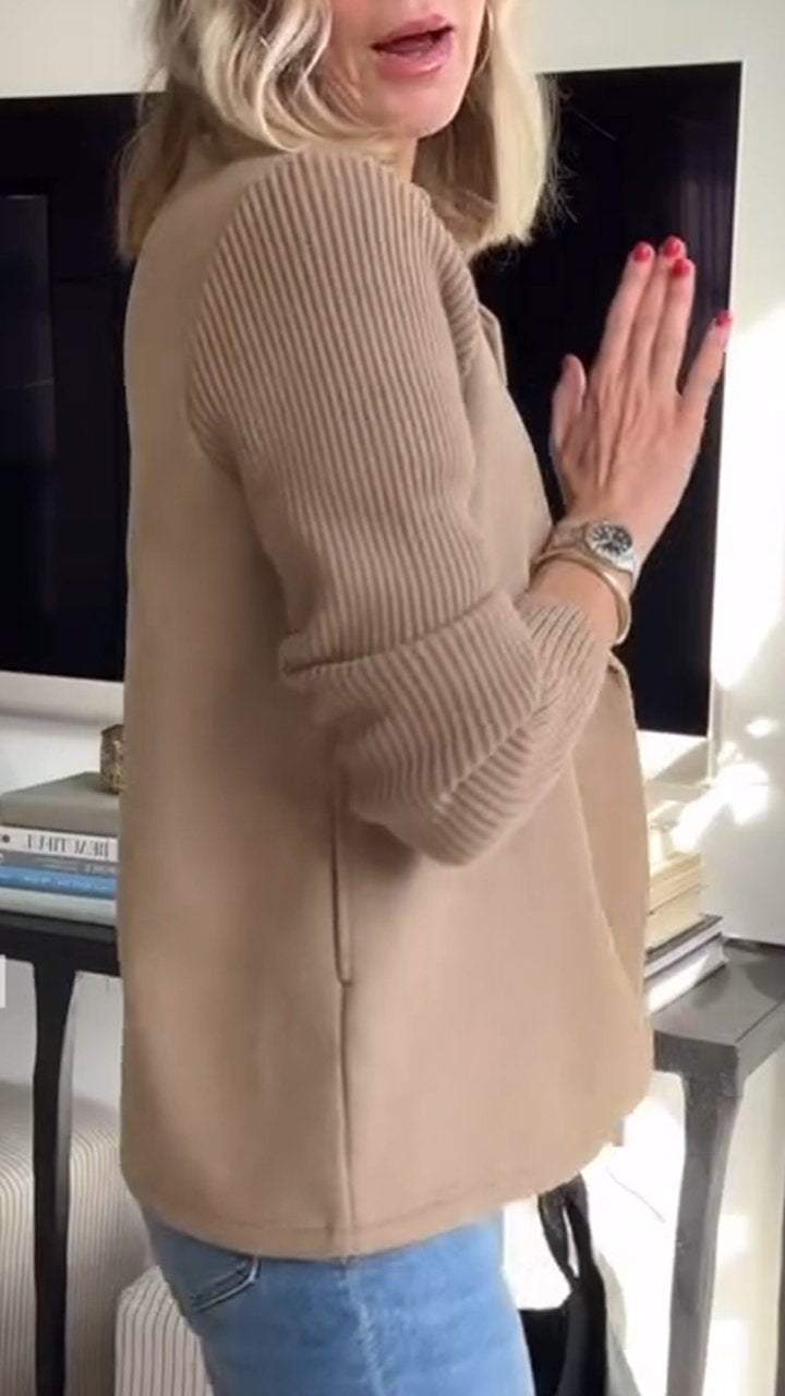 Nicole- Elegant Knit-Sleeve Blazer