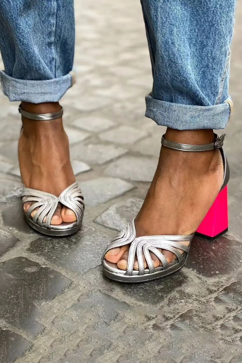 Nia | Shiny Sandals with Chunky Heel and Elegant Buckle