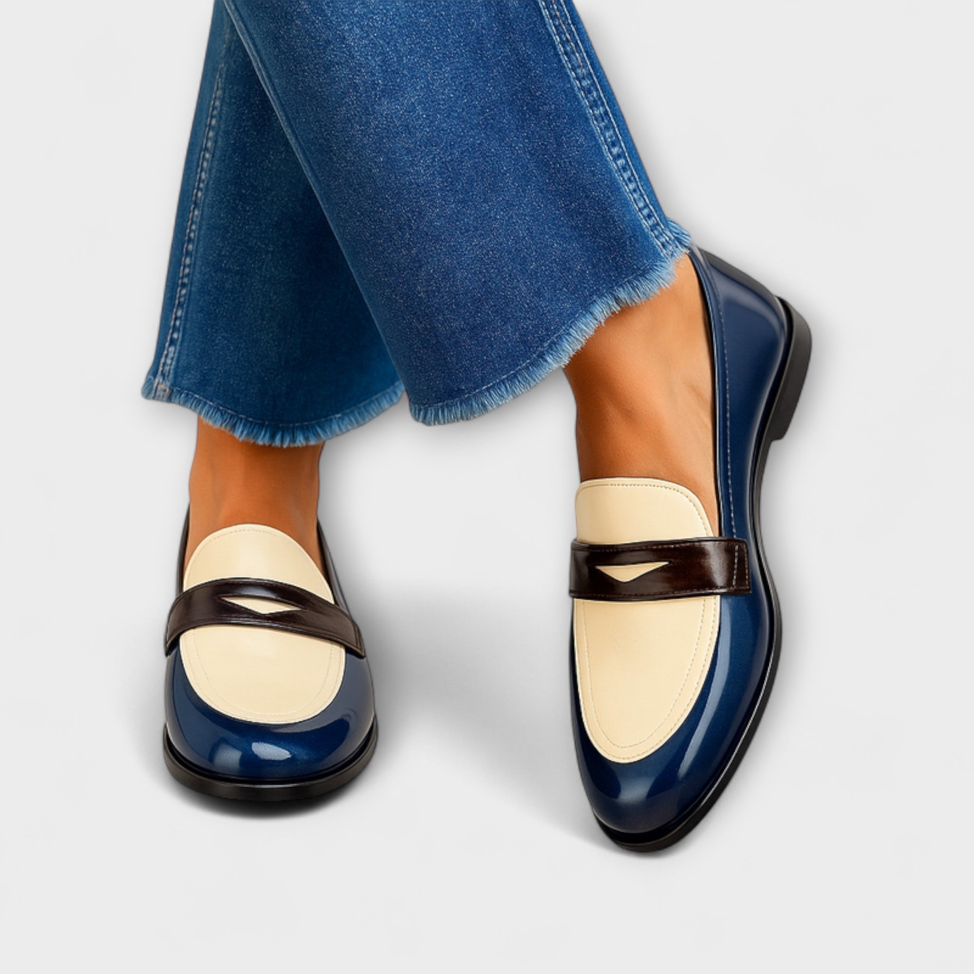 Sandie- Contrast Loafers