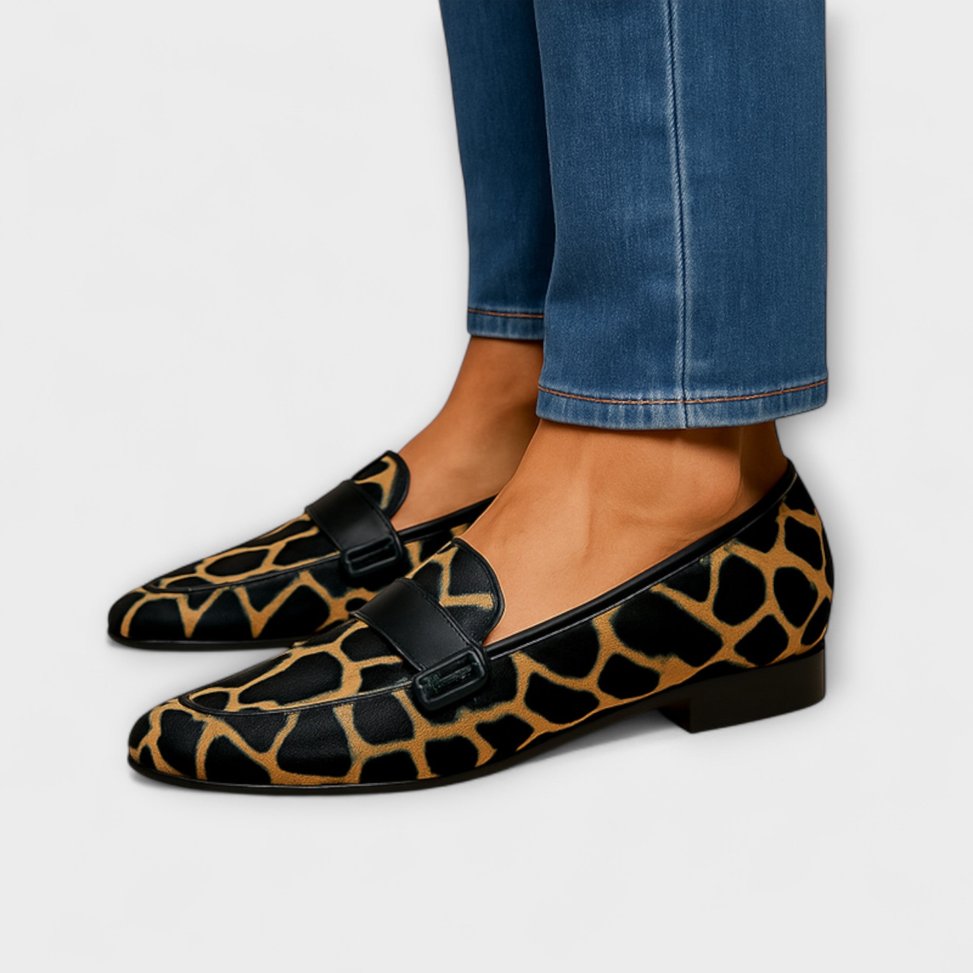 Zareen- Leopard Loafer