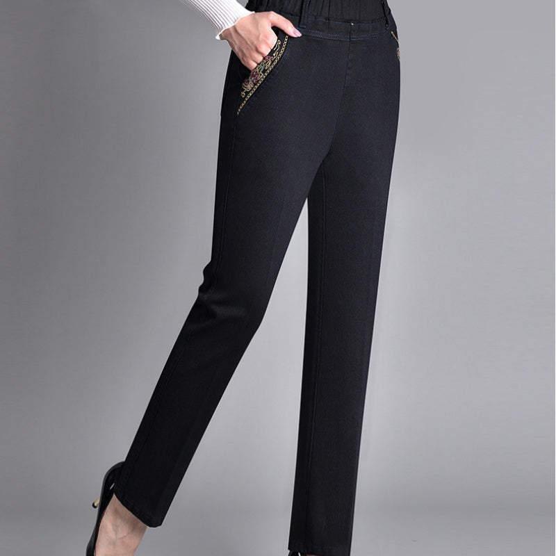 Amari | Women's jeans with side pockets and elastic waistband