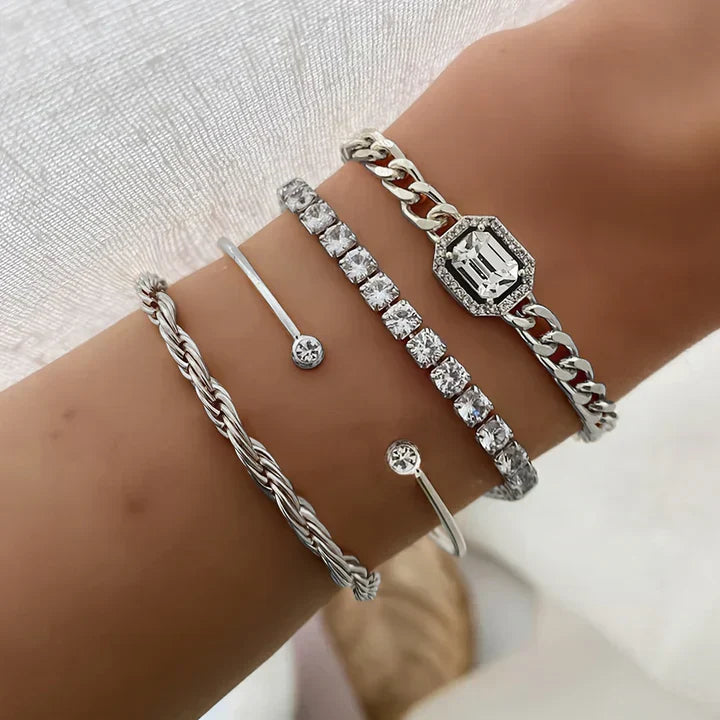Lyla  Calvina Bracelet Set | Gold